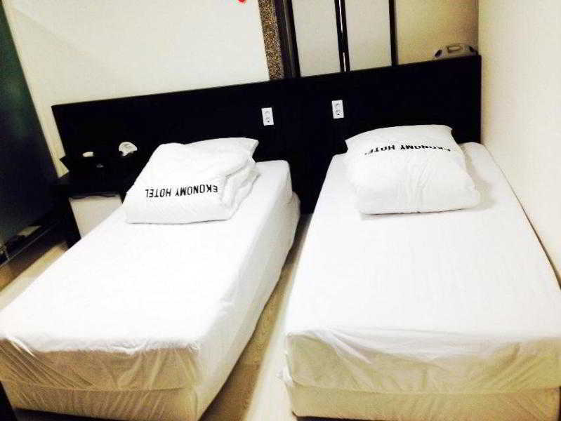 Ekonomy Hotel Nampo Μπουσάν Εξωτερικό φωτογραφία