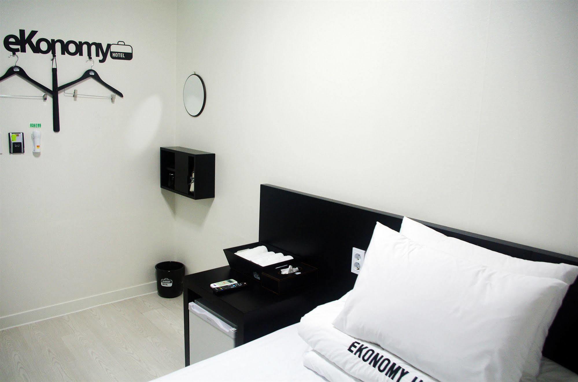 Ekonomy Hotel Nampo Μπουσάν Εξωτερικό φωτογραφία
