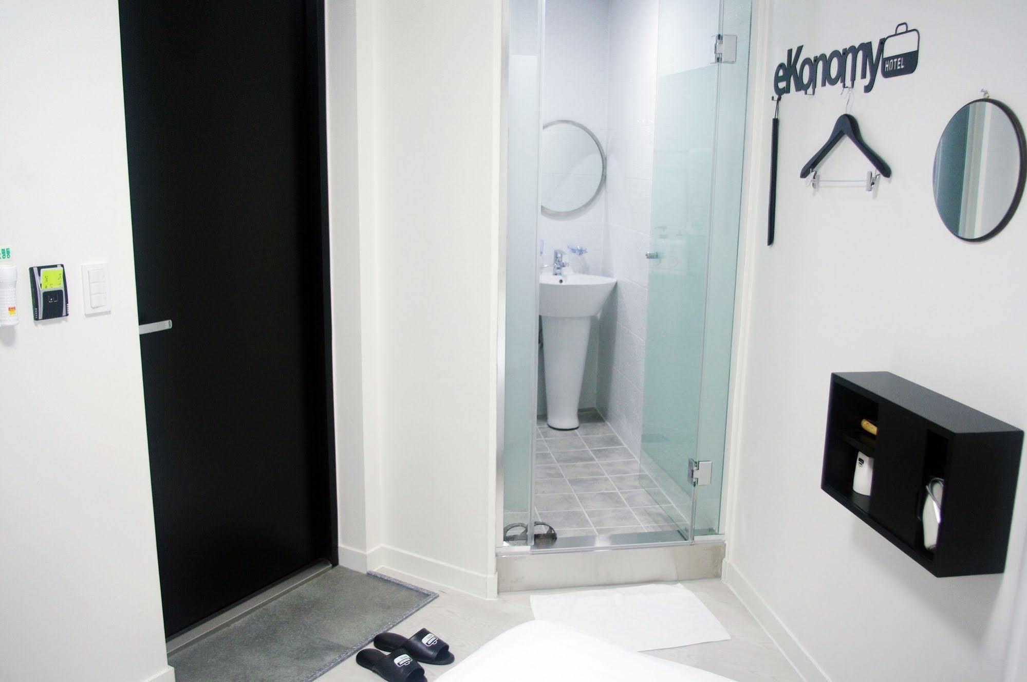 Ekonomy Hotel Nampo Μπουσάν Εξωτερικό φωτογραφία